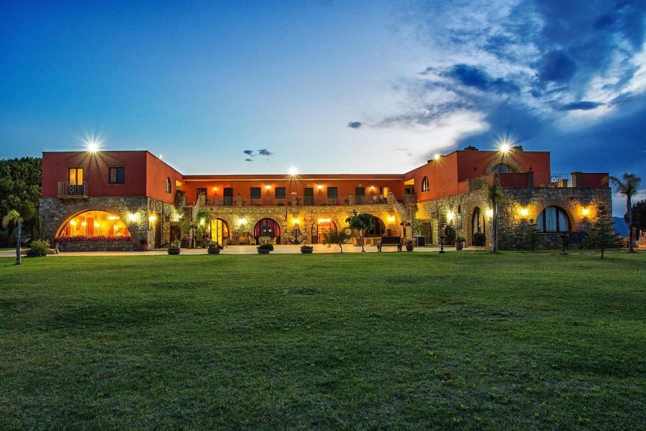 Agriturismo Donna Germana Чиро-Марина Экстерьер фото